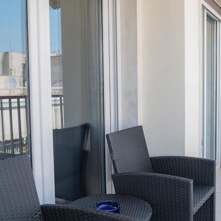 סלוניקי Vip Apt. Pezodromos Kalamarias מראה חיצוני תמונה