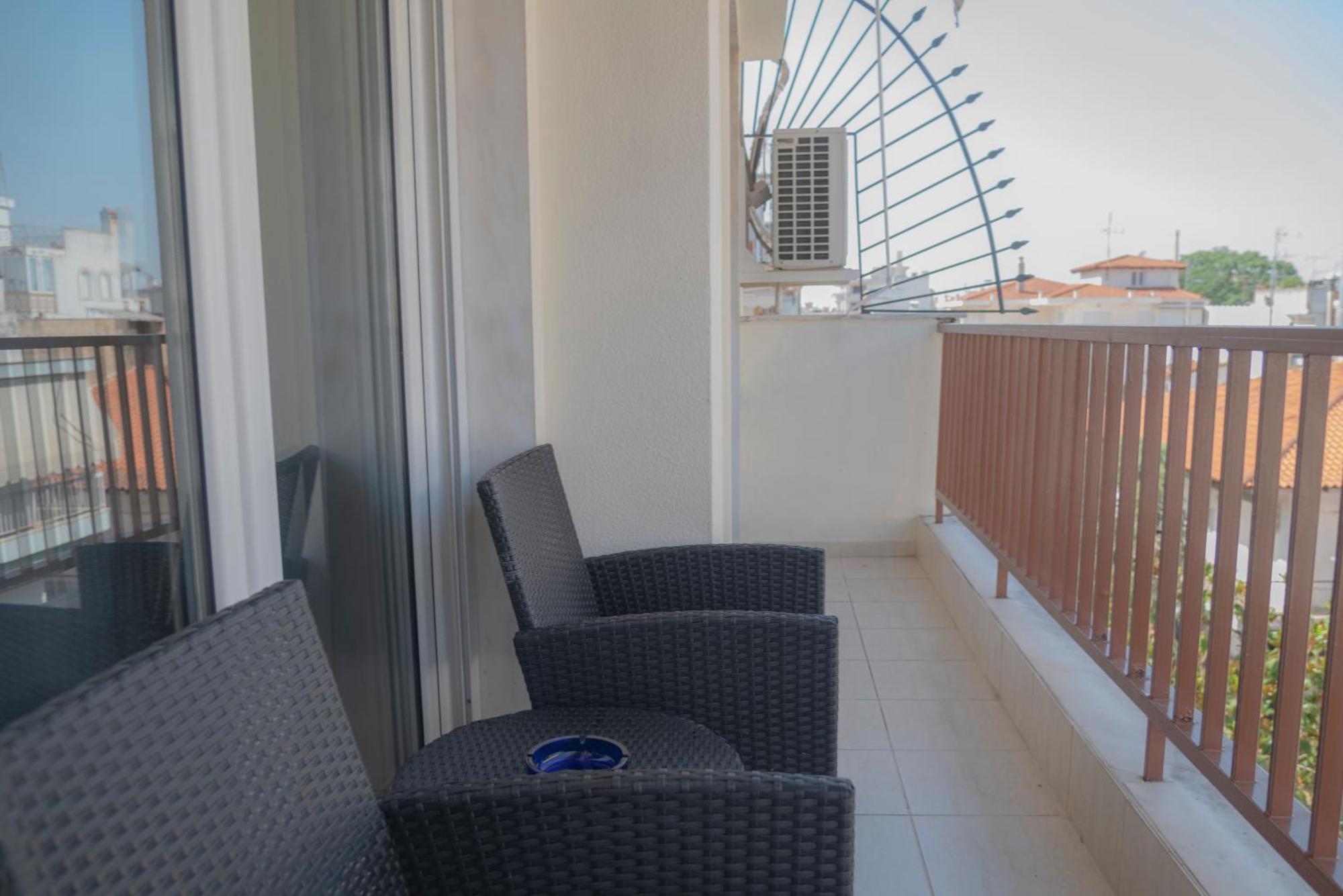 סלוניקי Vip Apt. Pezodromos Kalamarias מראה חיצוני תמונה